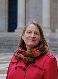 Cécile REYNAUD