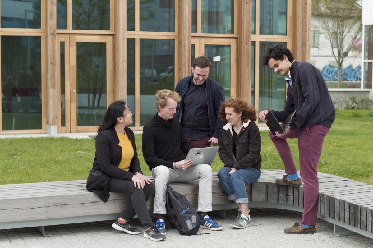 Groupe d'étudiants de l'EPHE-PSL au Campus Condorcet