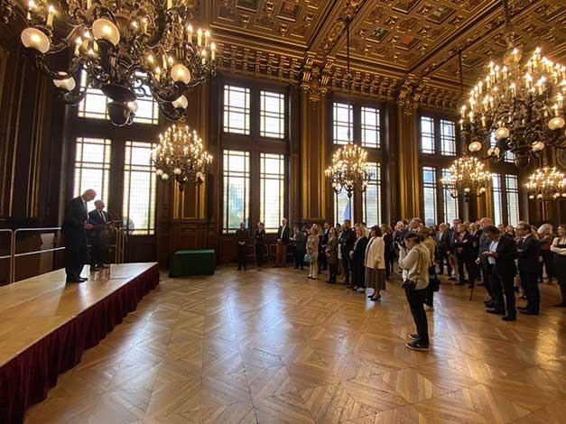 Jean-Michel Verdier, Président de l’EPHE, fait chevalier de la Légion d’honneur. Grand Salon de la Sorbonne.